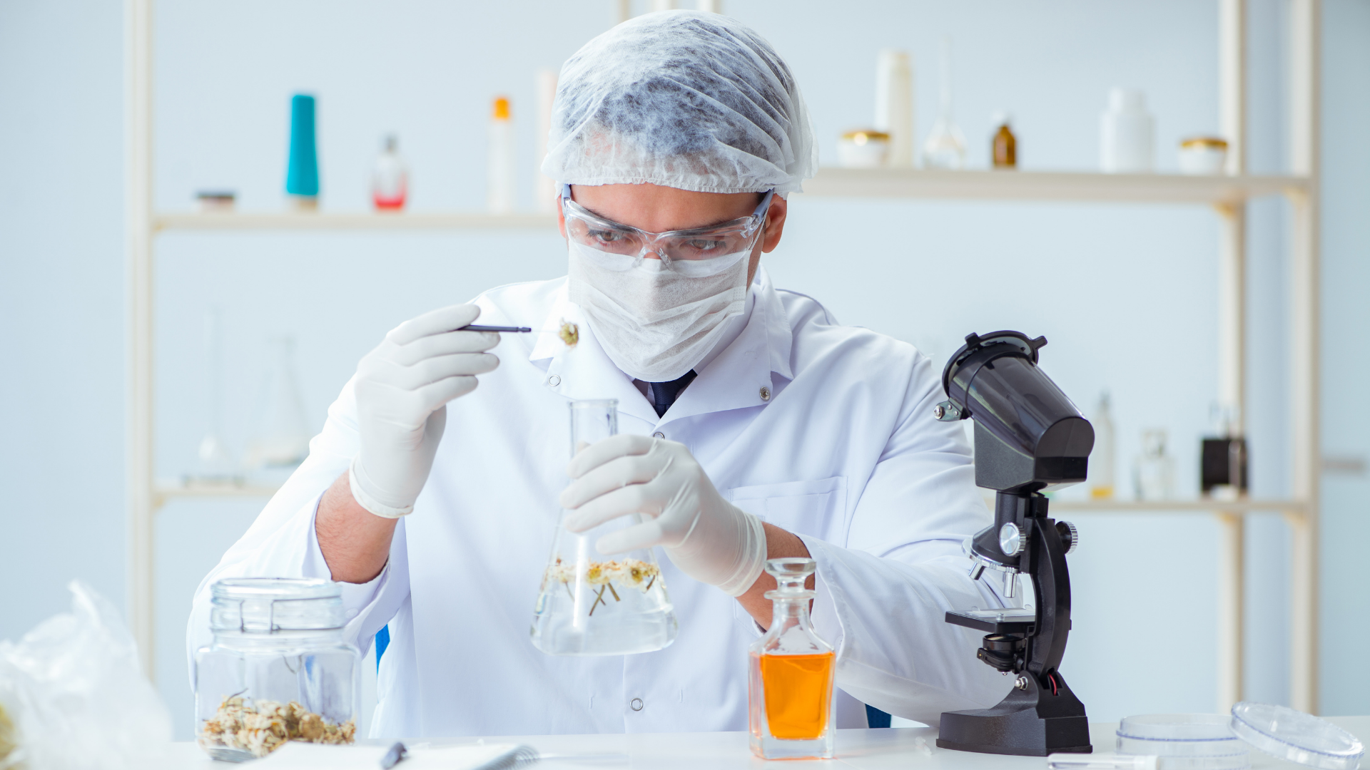 Berapa Gaji Seorang Perfumer Internasional?